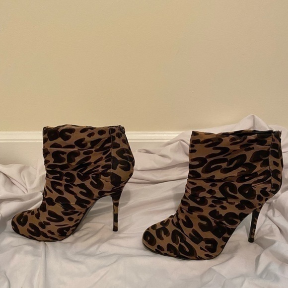 Elizabeth and James leopard chiffon boots - Picture 8 of 11